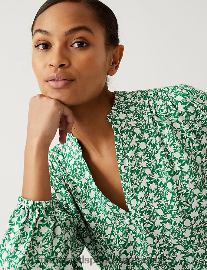 Marks & Spencer mujer blusa floral con cuello en V y popover ropa mezcla verde 46VL1040